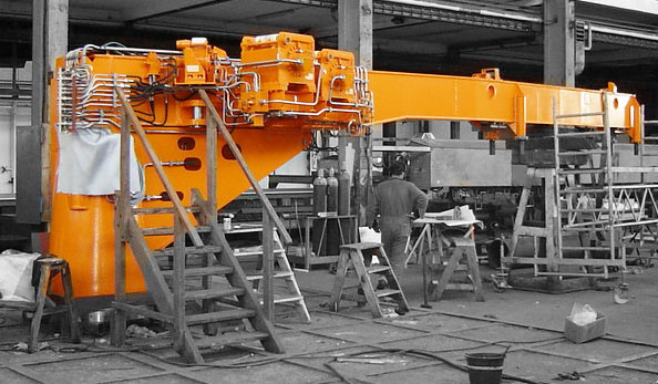 Kran Ausleger in Orange