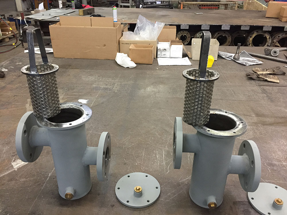 Stahlrohre und Flansche